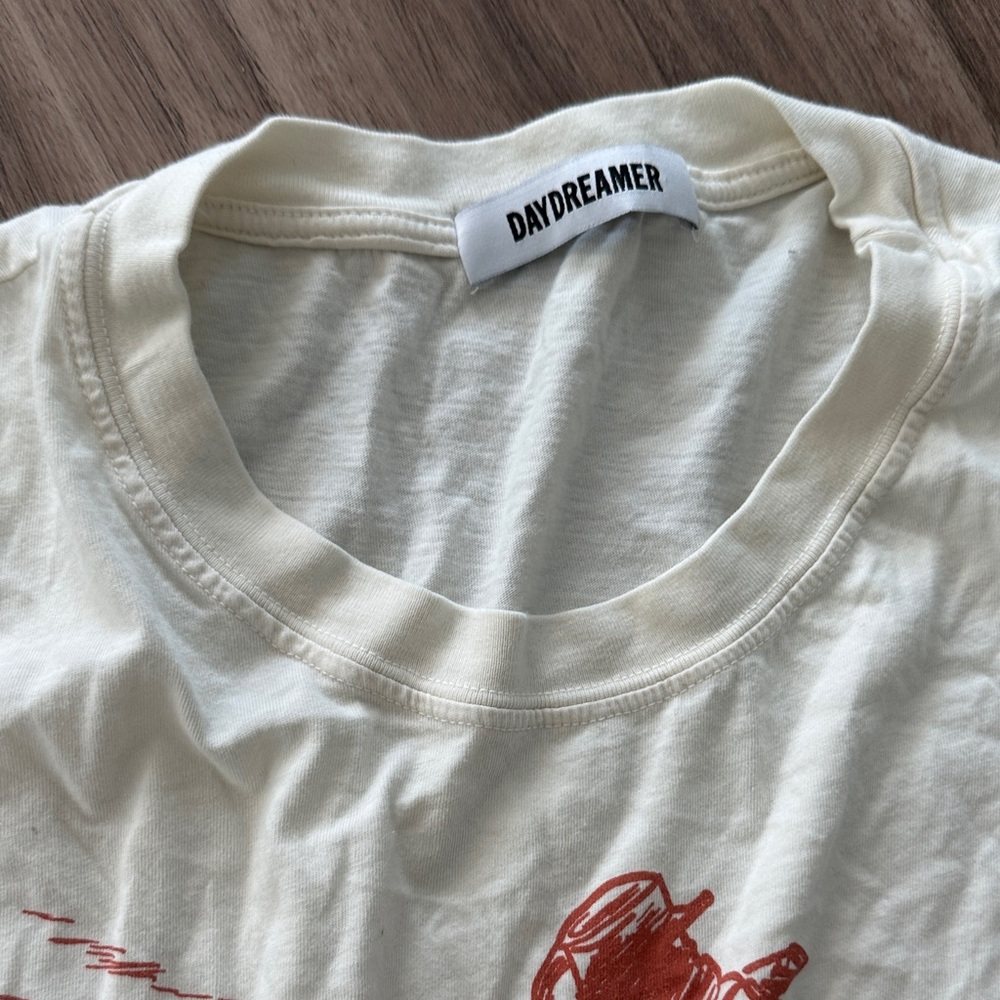 Daydreamer Cream Tee with Rust Rodeo Graphic - Picture 2 of 8